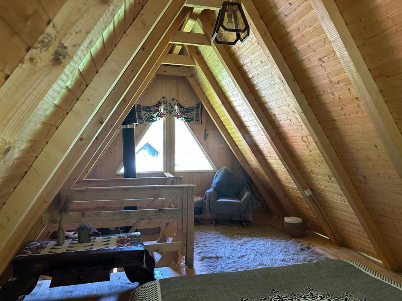 Cabanutze Satic Villa Rucăr Kültér fotó